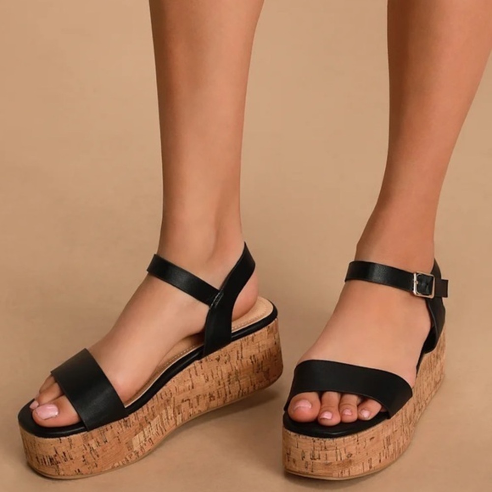 NIB Lulus Grecia Black Cork Wedge Sandals